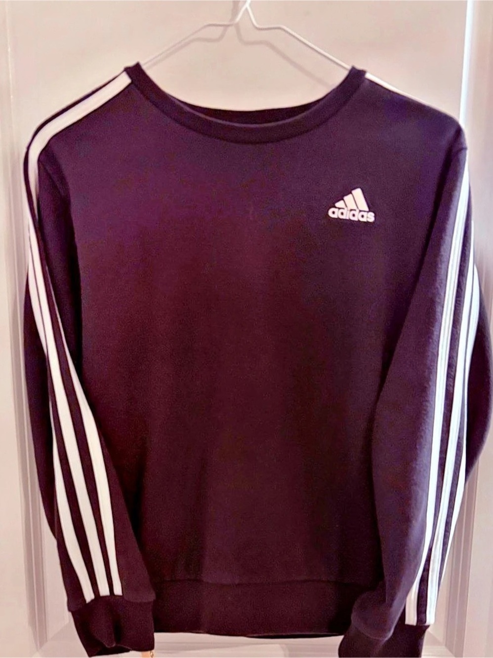 adidas Men's Black & White Crewneck Sweatshirt
Size Medium